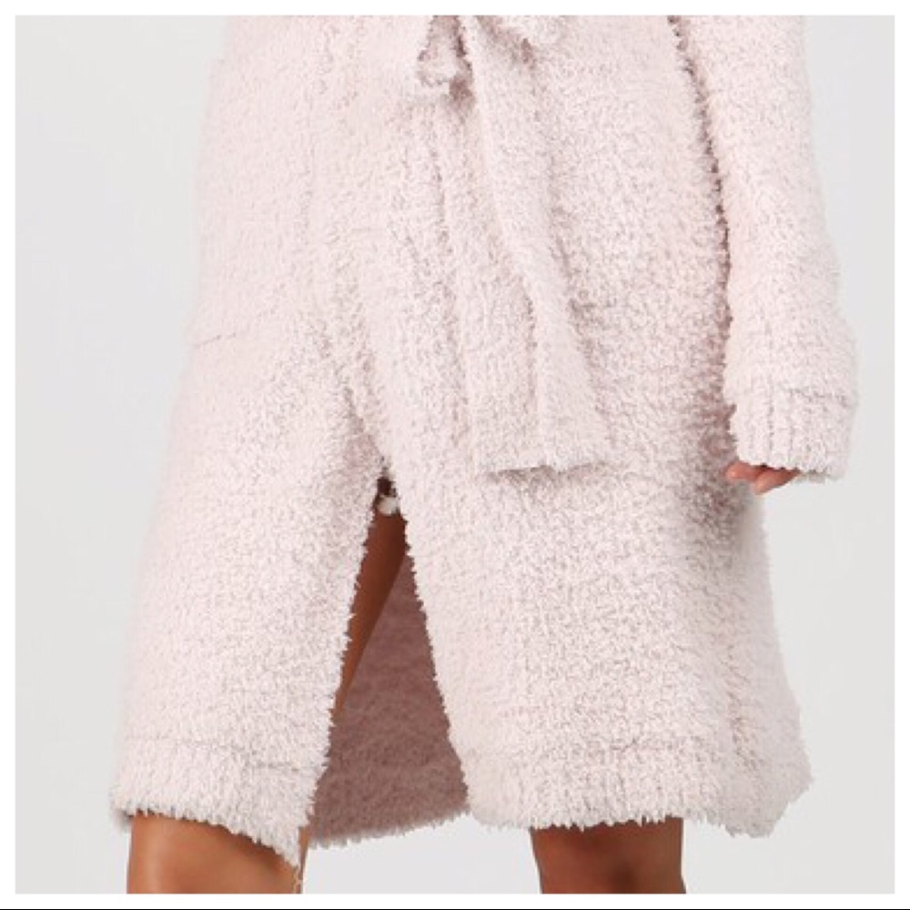 LAST 🔘 Baby Loves Pink! Berber Bath Robe - Picture 3 of 5